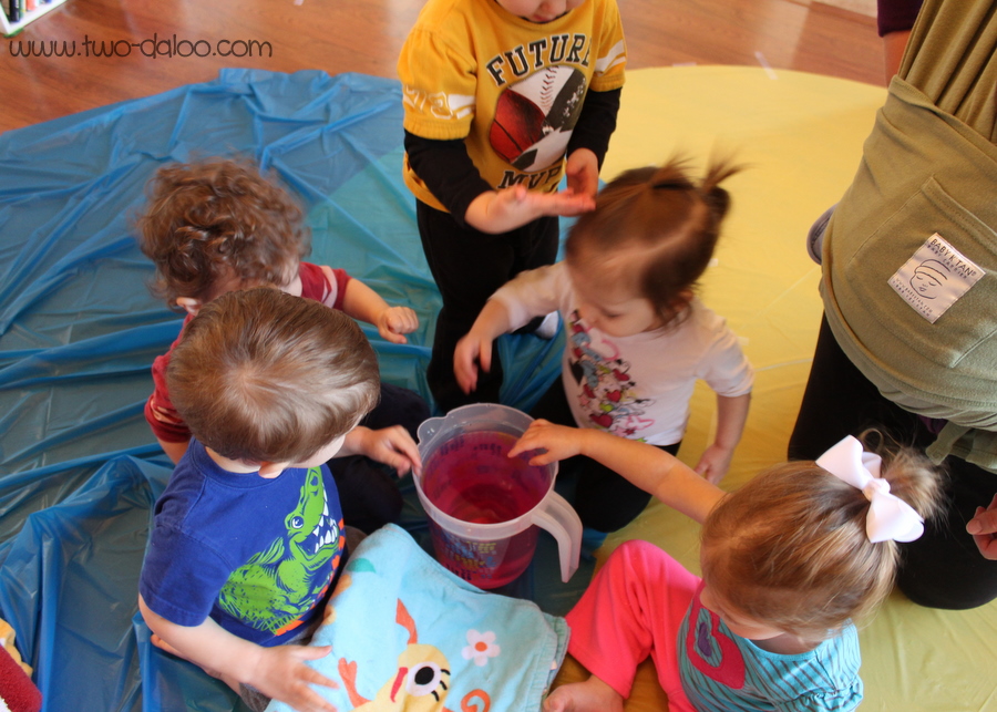 Color Lab: Messy Play and Language Stimulation @ Twodaloo (www.two-daloo.com)