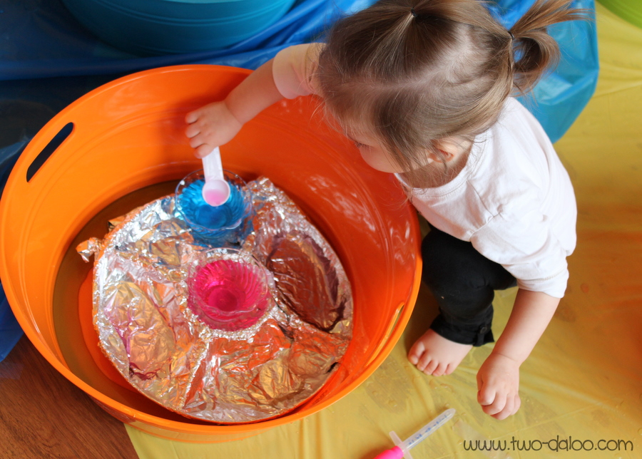 Color Lab: Messy Play and Language Stimulation @ Twodaloo (www.two-daloo.com)