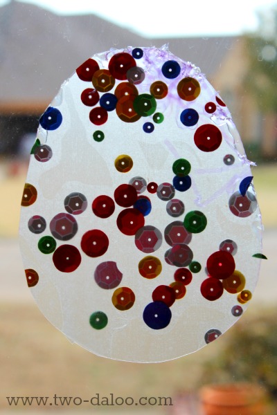Easter Egg Suncatchers from Twodaloo (www.two-daloo.com)
