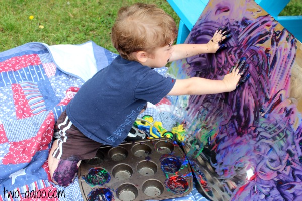 Easy Art Idea: Fingerpaint and Mirrors at Twodaloo