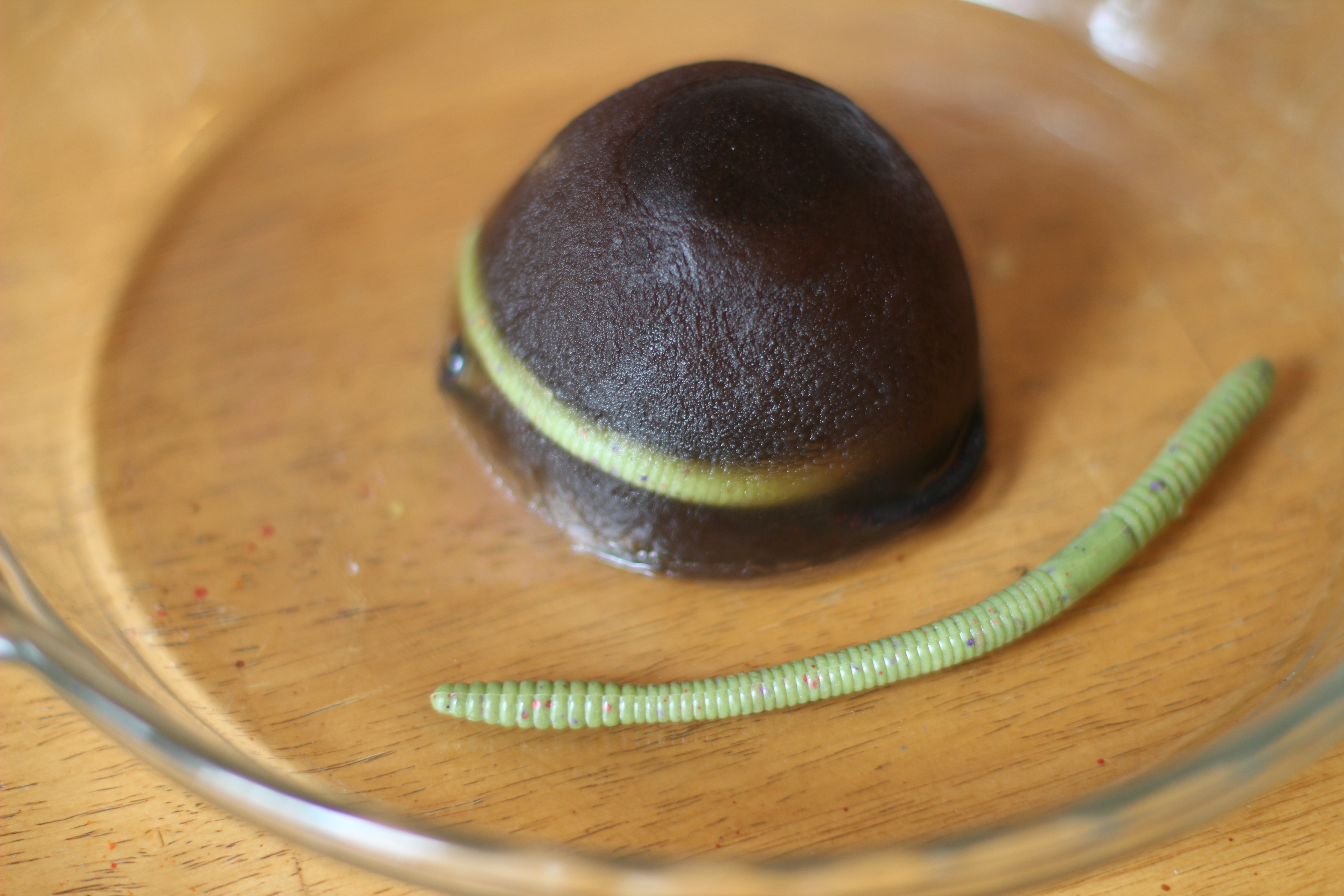 Dirt and worms coffee gelatin sensory play at Twodaloo