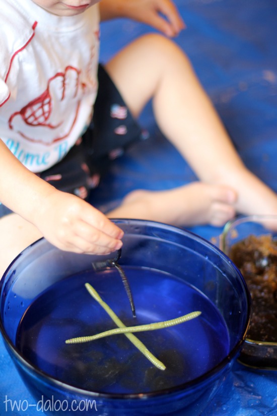 Dirt and worms coffee gelatin sensory play at Twodaloo