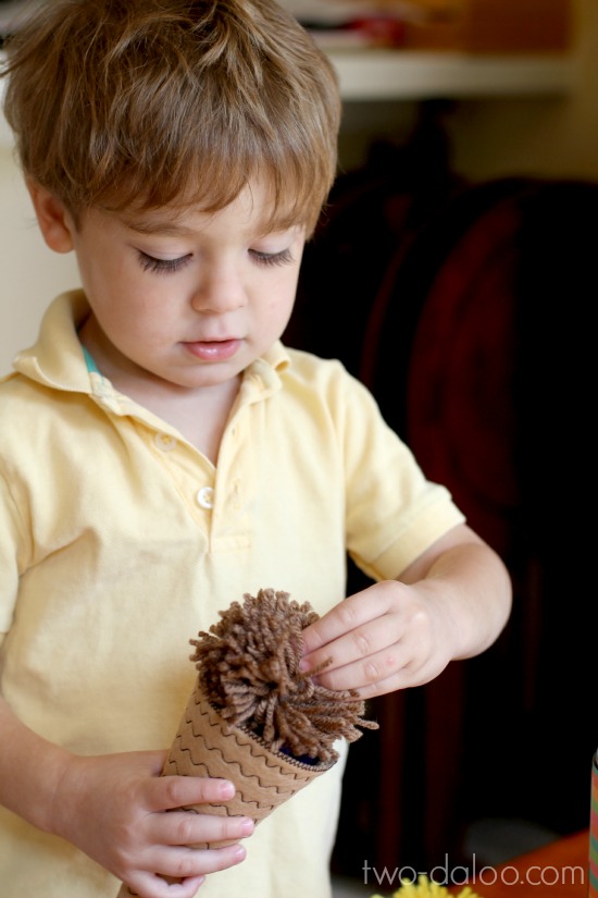 DIY Ice Cream Play Set from Twodaloo DIY Ice Cream Play Set from Twodaloo