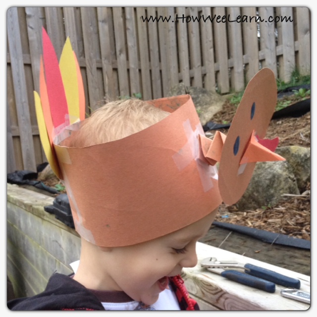 Bobbling Turkey Hat from How Wee Learn
