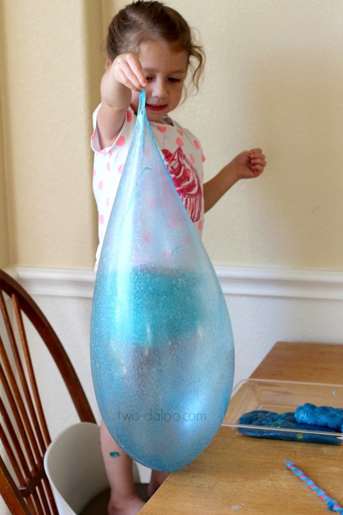 Giant Reusable Bubbles! Giant Reusable Bubbles!